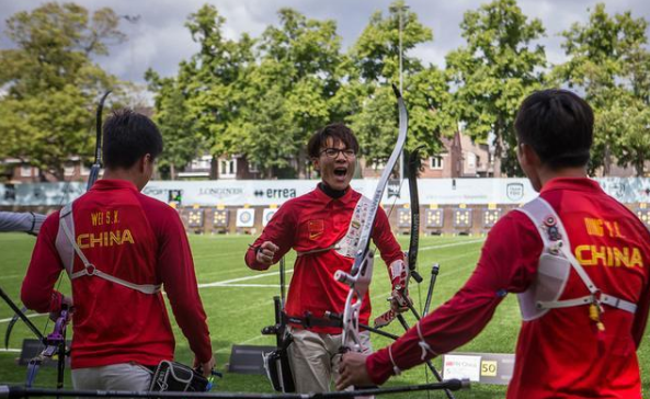 南非选手在射箭比赛中发挥出色